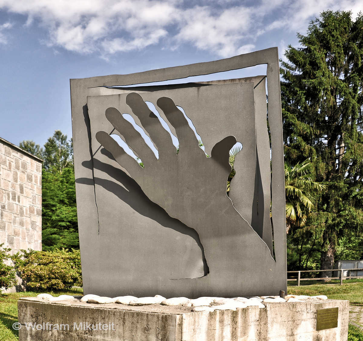Denkmal für die am Lago Maggiore ermodeten Juden - Foto: © Wolfram Mikuteit