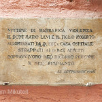 Erinnerungstafel für Mario und Roberto Levi, Orta – Foto: © Wolfram Mikuteit