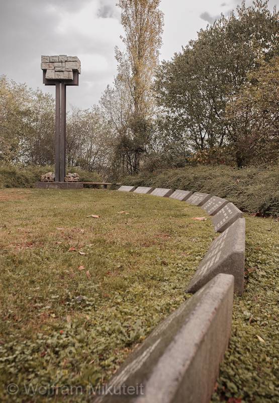 Monumento ai Deportati al Parco Nord Milano - Foto: © Wolfram Mikuteit